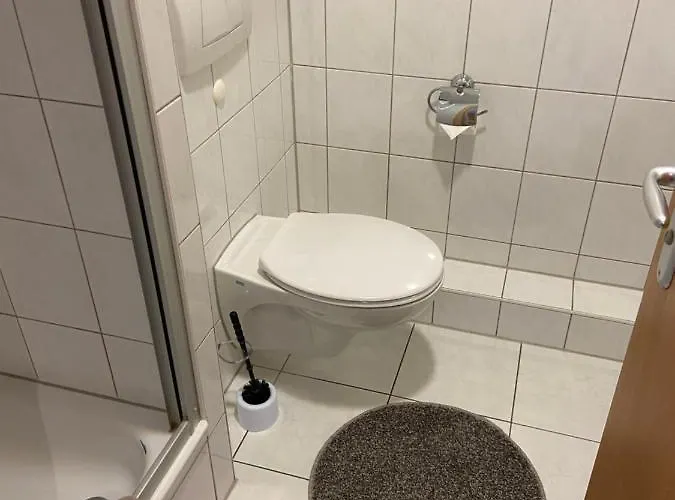 Business 公寓式酒店 3*